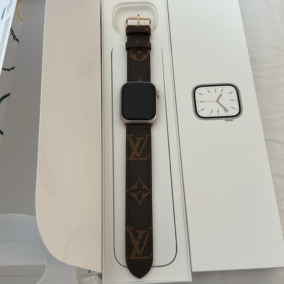 Apple WATCH ⌚️ Series 7 GPS 41mm Starlight Aluminum Case Braided Band Size 8 - Picture 5 of 6